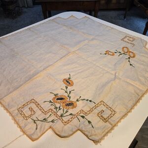 Unfinished Vintage Embroidered Sunflower Tablecloth - Orange and Green